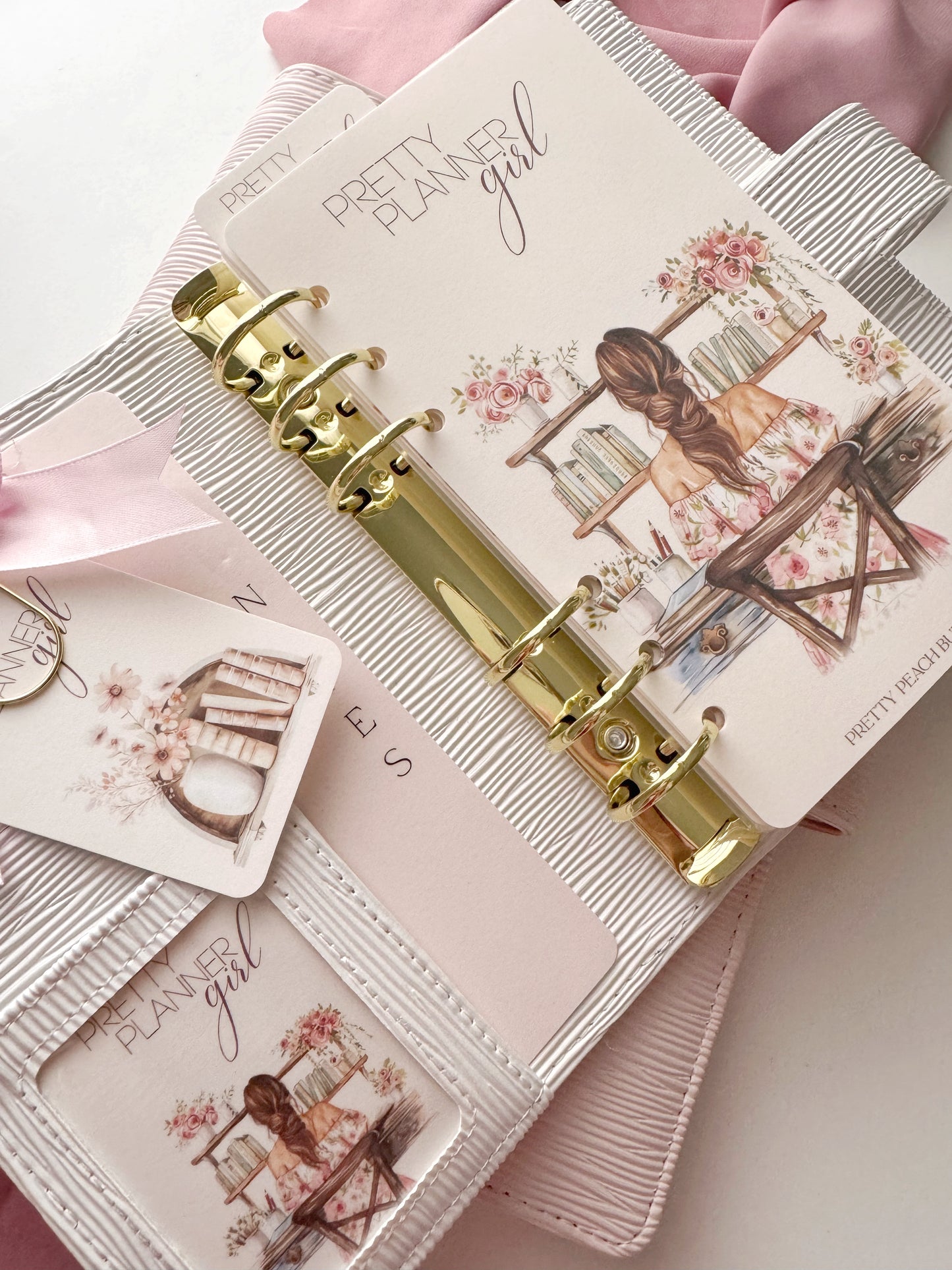 PRETTY PLANNER GIRL DASHBOARD & TRACKER