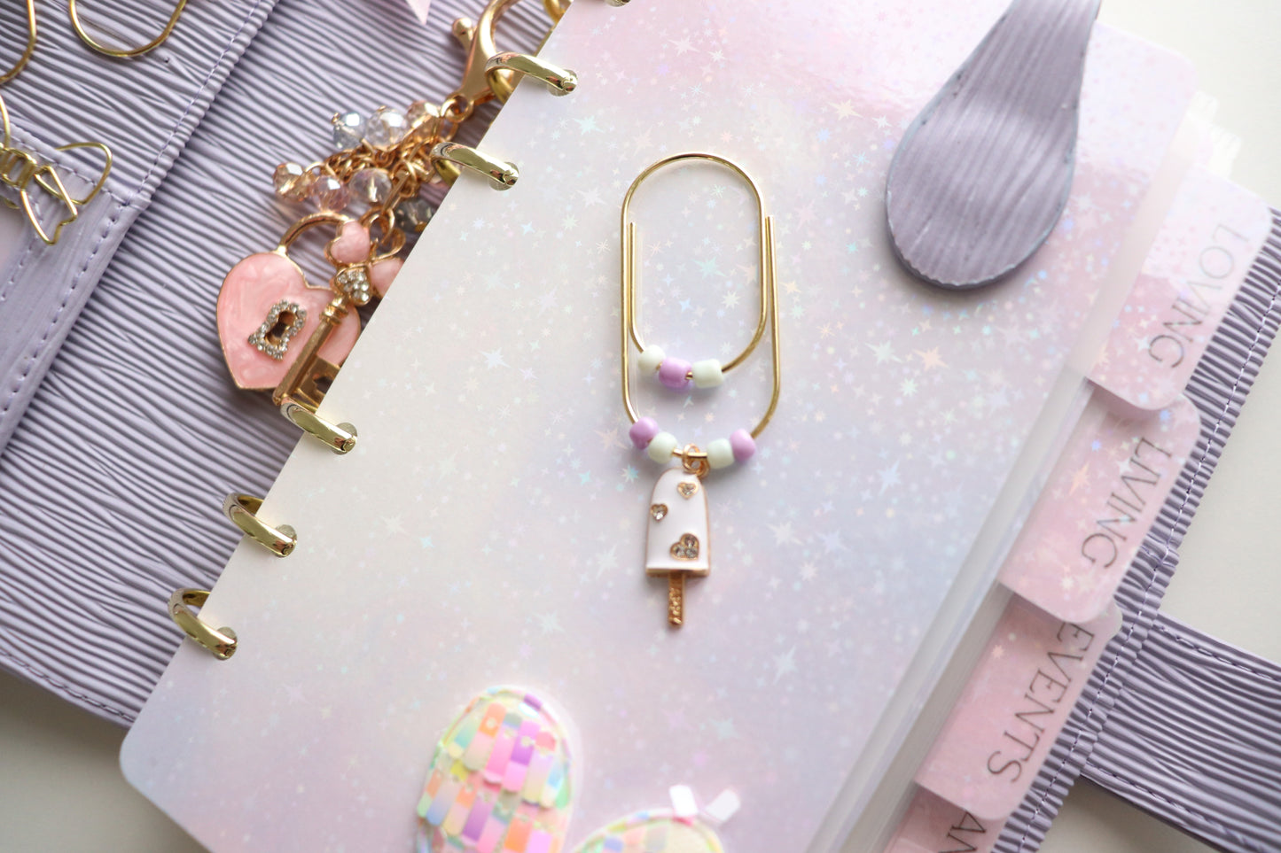 BINDER CHARM