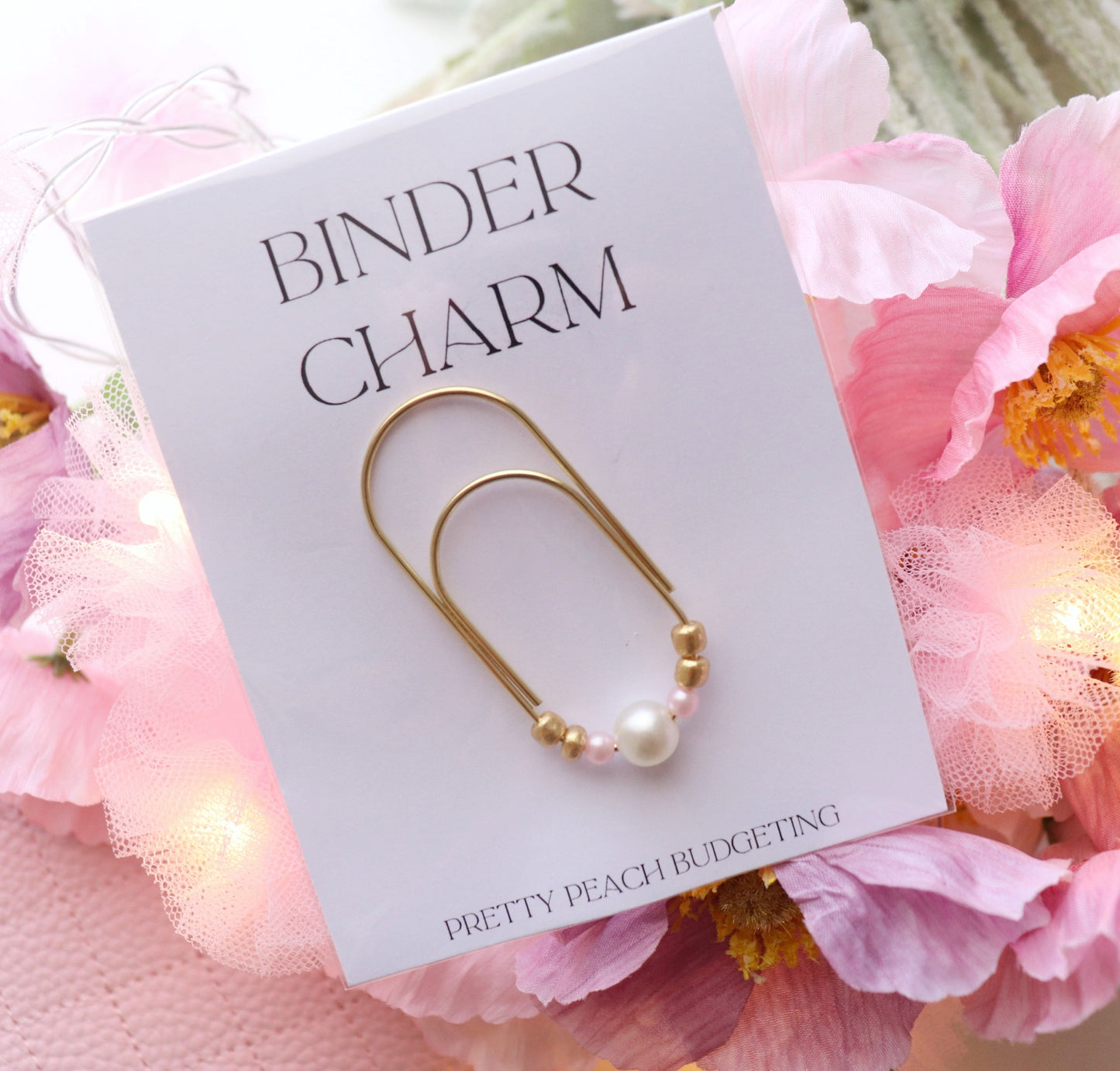 PAPERCLIP CHARM - PEARLS