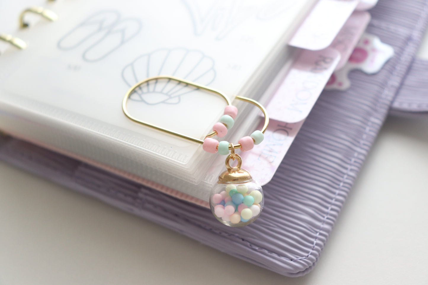 BINDER CHARM