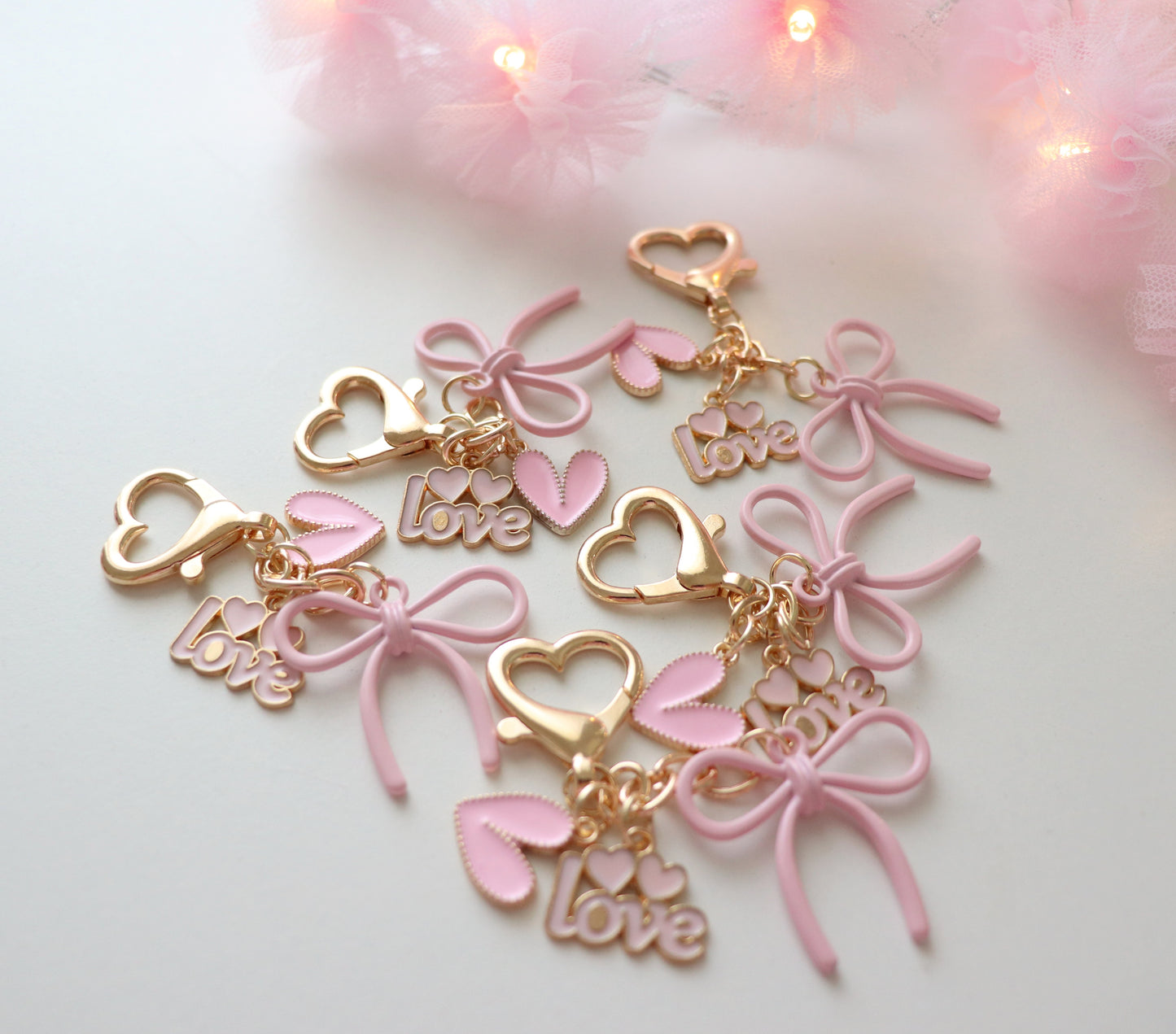 BINDER KEYCHAIN - PINK LOVE