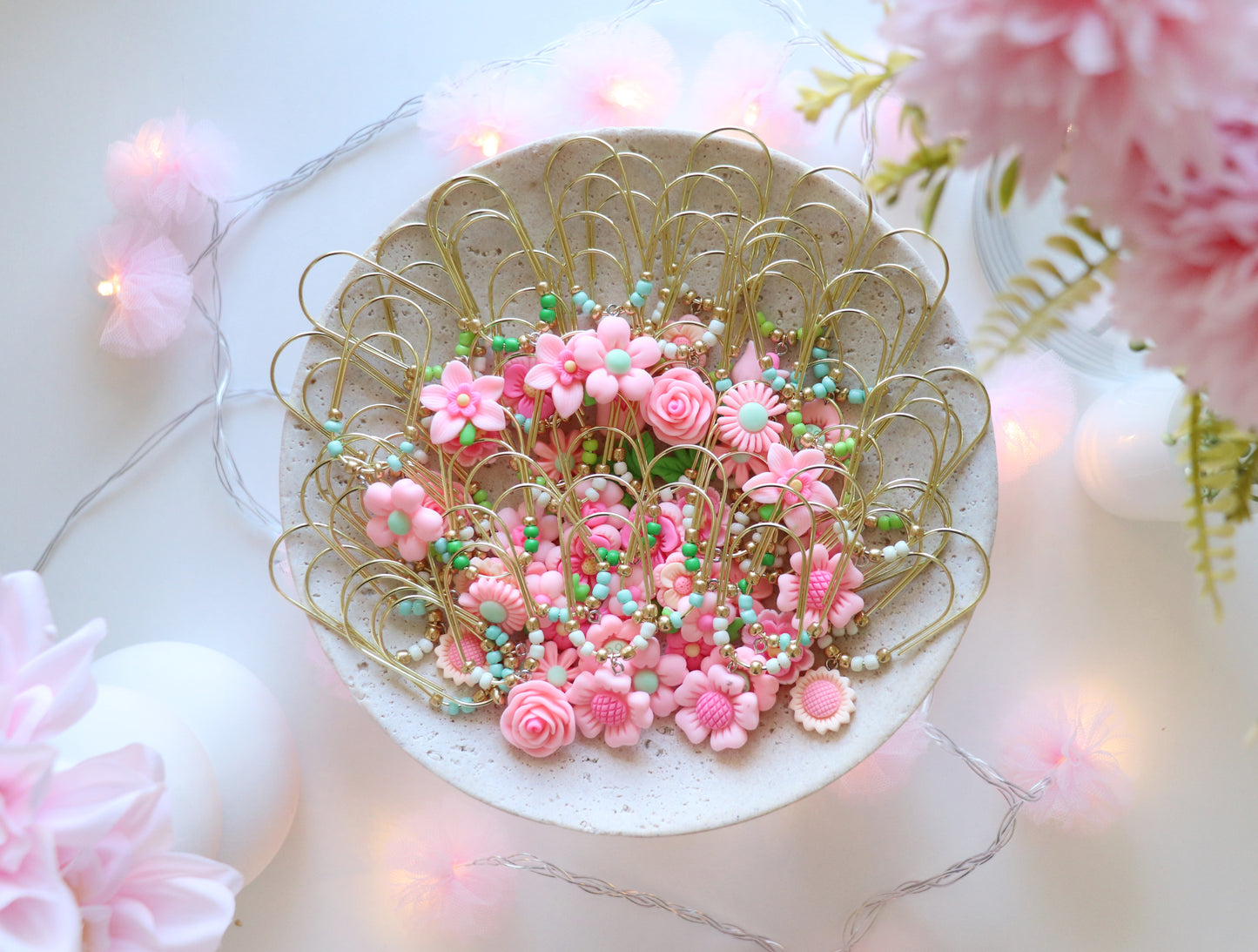 PAPERCLIP CHARM - GARDEN FLOWERS