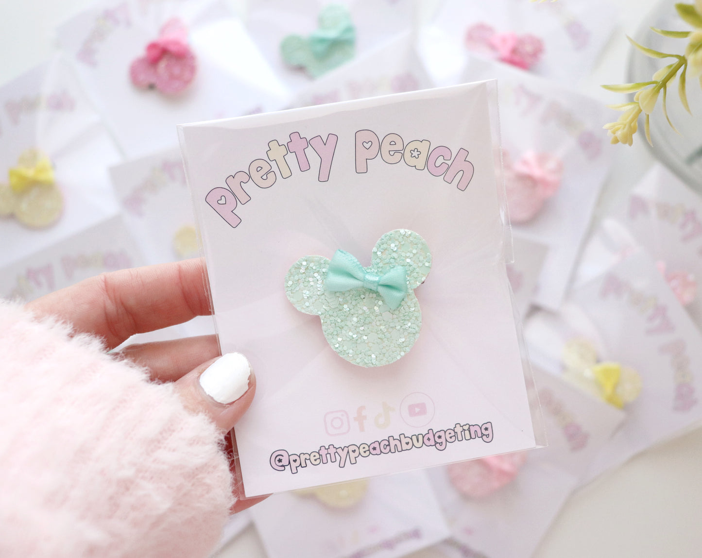 CUTESY CLIP - BINDER BOWS