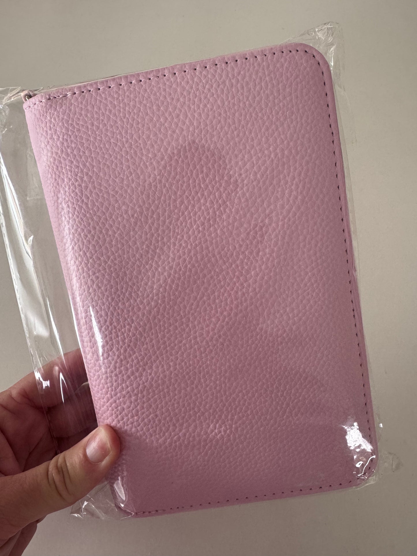 IMPERFECTS -  BINDERS/WALLETS